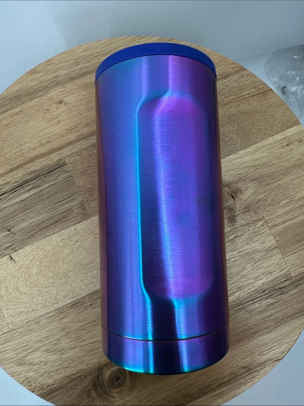 Brumate Hopsulator Slim Can Cooler - Dark Aura